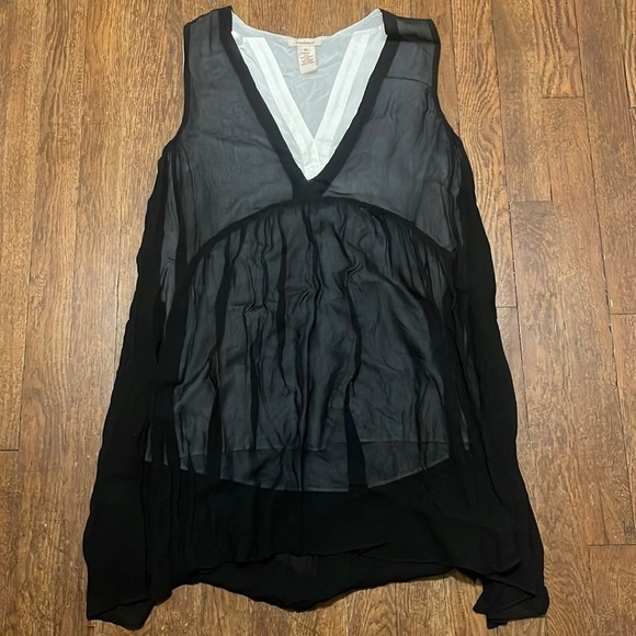 Sundance Lightweight Oversized Chiffon White Tank with Black Sheer Overlay - Picture 1 of 3